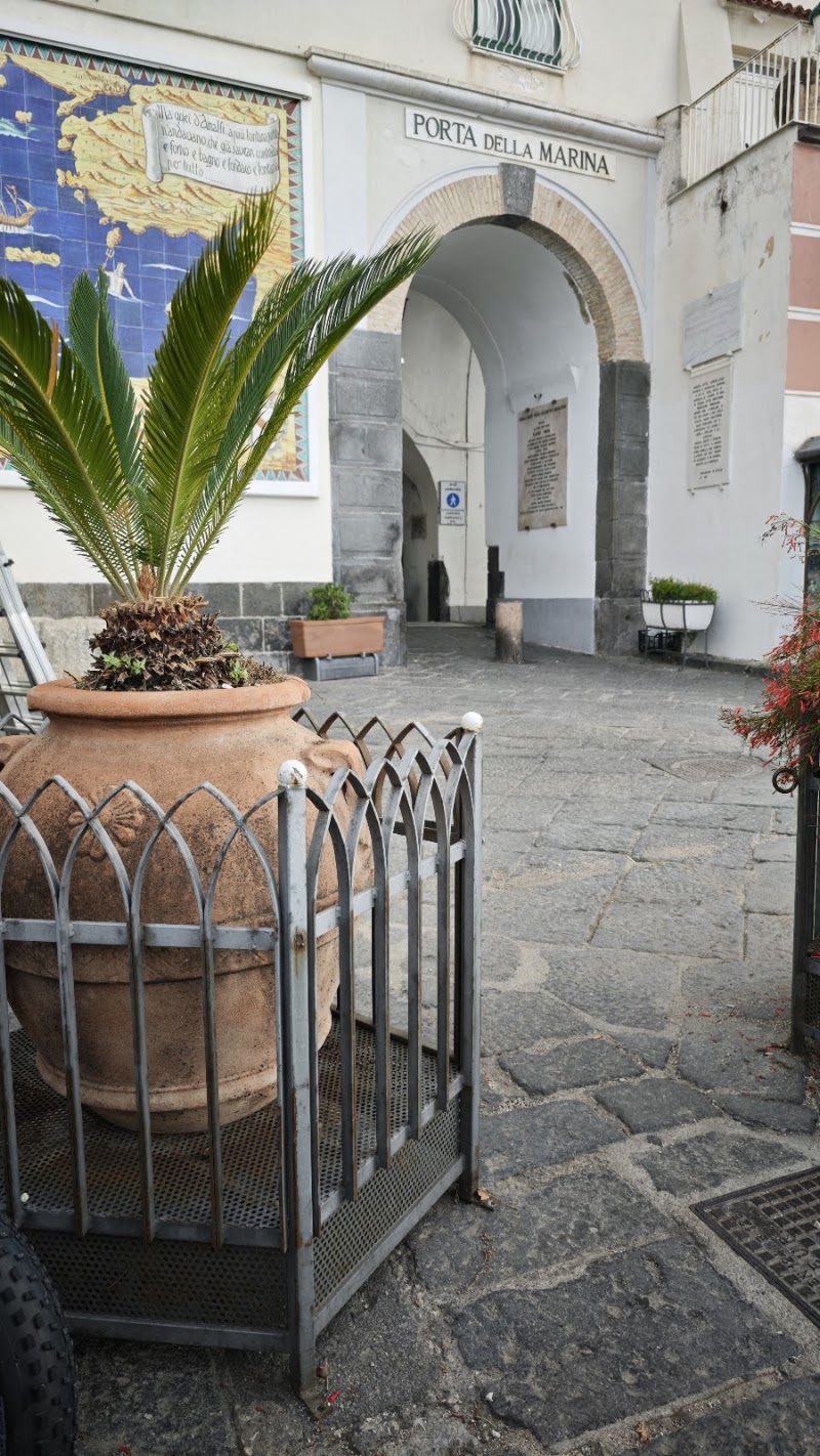 Porta della Marina - Porta della Marina, Piazza Flavio Gioia, 84011 Amalfi SA, Italy