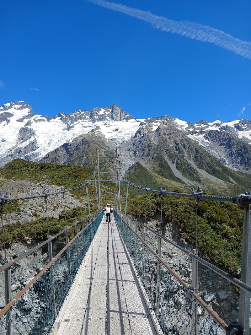 The First Swing Bridge - The First Swing Bridge, Hooker Valley Track, Aoraki/Mount Cook National Park, Canterbury Region 7999, New Zealand