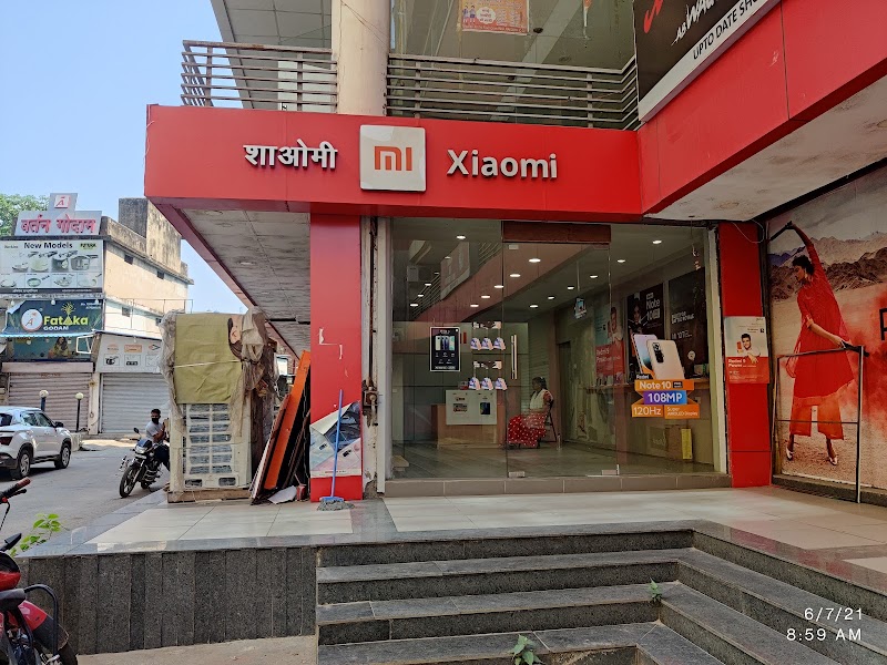 MI STORE - MI STORE, V9WW+46H, Gauri Shankar Mandir Rd, Raigarh, Chhattisgarh 496001, India