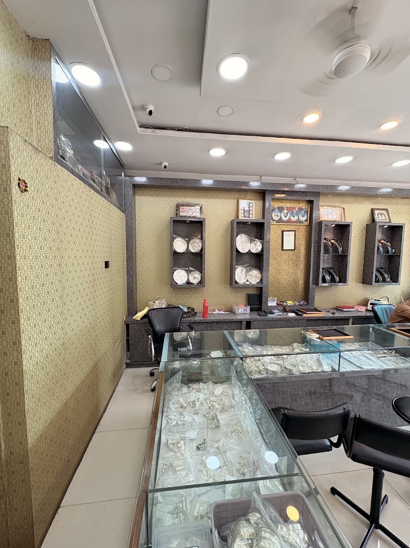 Shri Megh Naini Jewellers - Shri Megh Naini Jewellers, Jeevan Bima Marg, Pandri, Raipur, Chhattisgarh 492004, India
