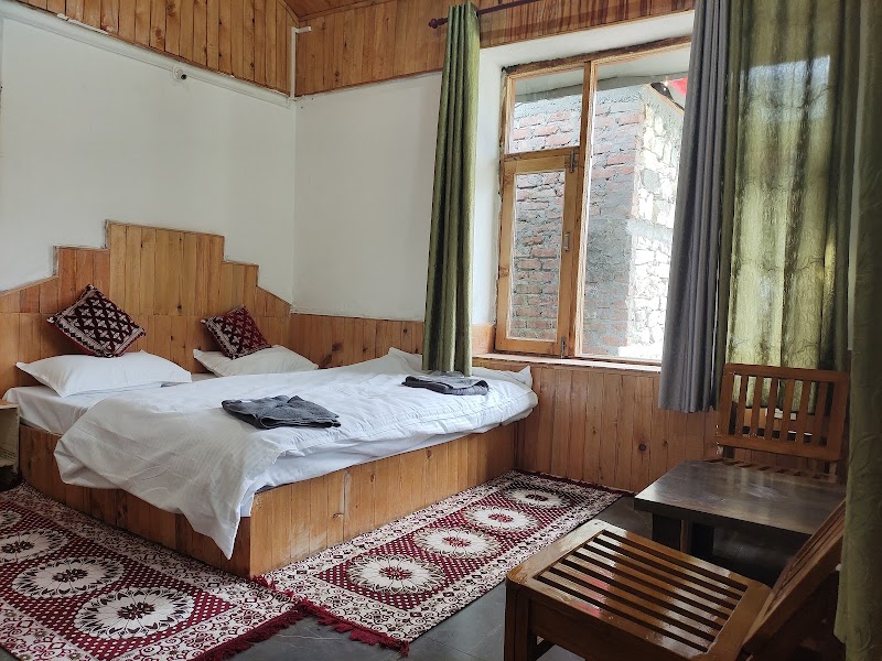 Apple Tree cottages jibhi - Apple Tree cottages jibhi, Sainj - Ani - Banjar - Aut Rd, Bini, Rashala, Himachal Pradesh 175123, India