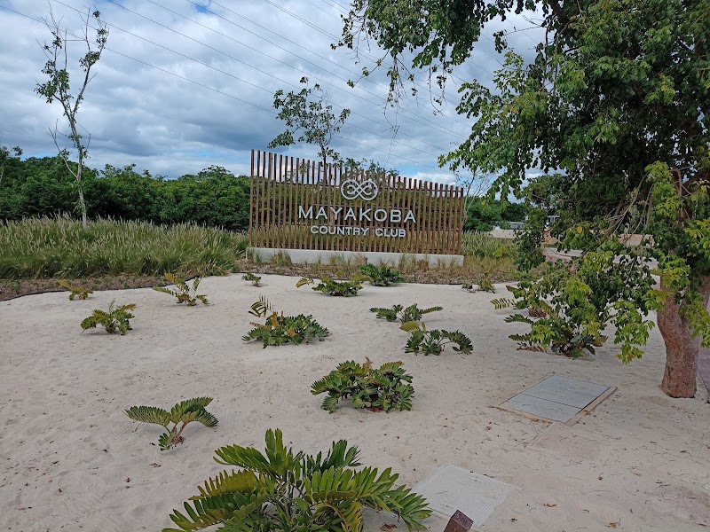 Mayakoba Country Club - Mayakoba Country Club Carretera Federal, Cancun - Chetumal km 299, 77500 Playa del Carmen, Q.R., Mexico