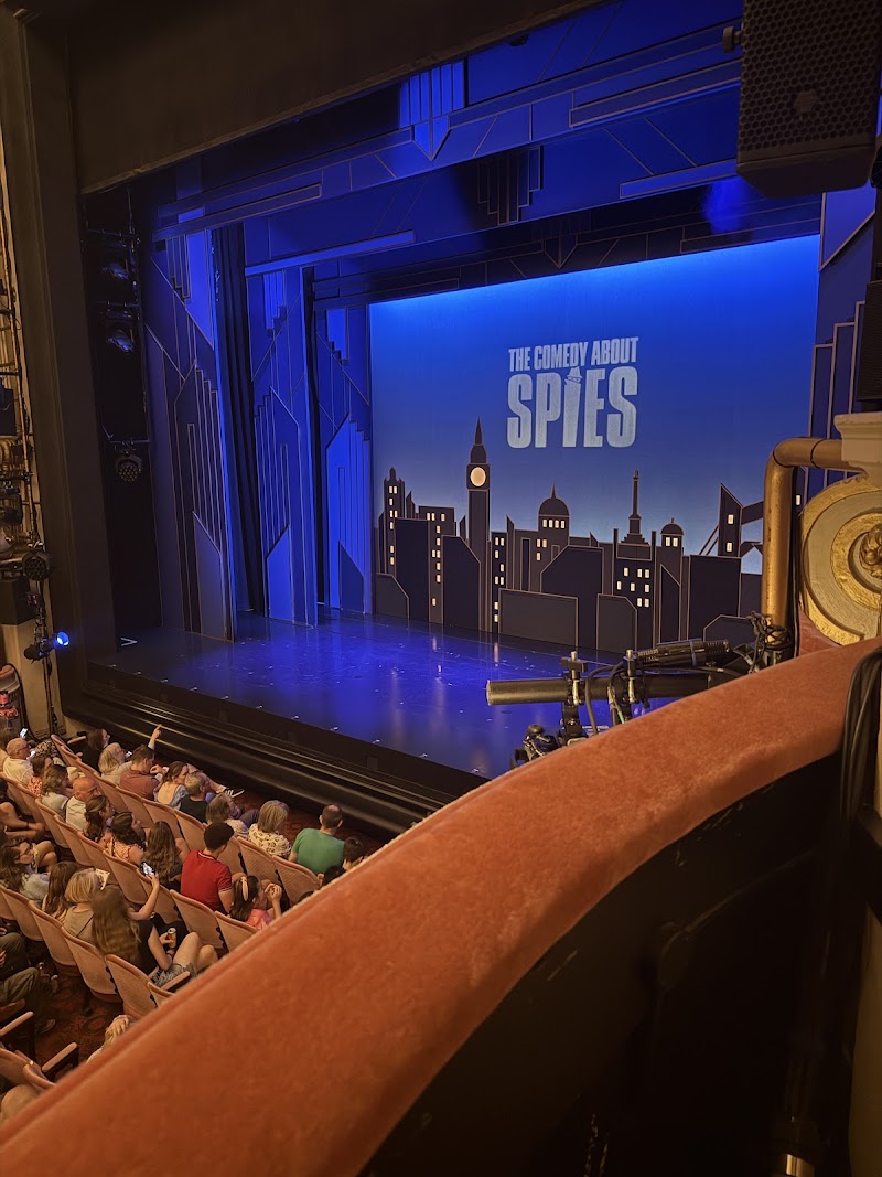 Noël Coward Theatre - Noël Coward Theatre, 85-88 St Martin's Ln, London WC2N 4AU, UK