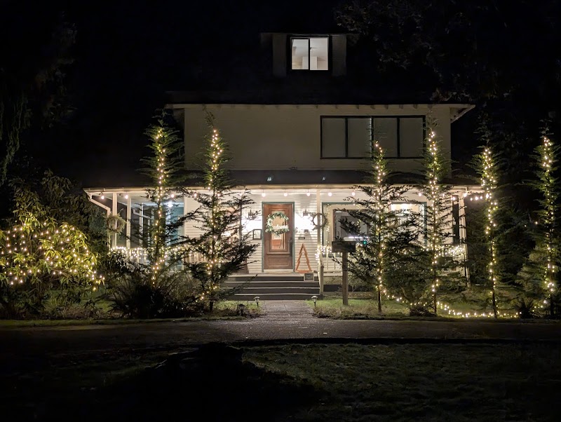 Cullen's Home (From books) - Cullen's Home (From books), 3333 NW Quimby St, Portland, OR 97210, USA