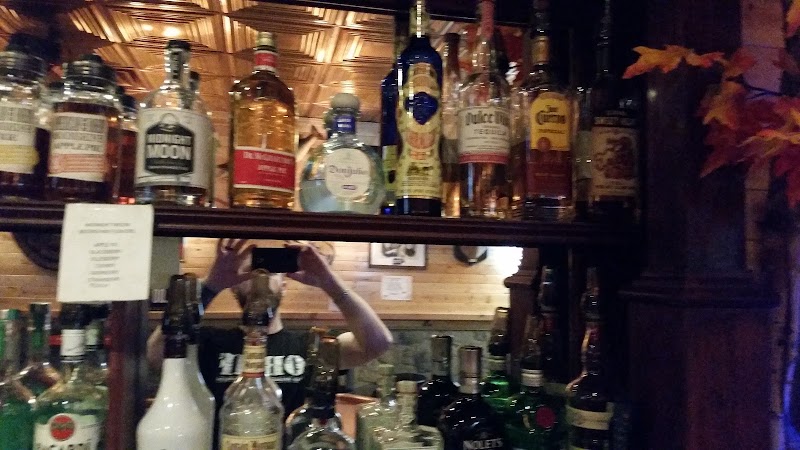 The Cabin at Old Irving - The Cabin at Old Irving 4104 N Pulaski Rd, Chicago, IL 60641, USA