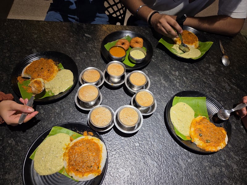 IDC Kitchen @ JP Nagar - IDC Kitchen @ JP Nagar Ground Floor, Mahaveer Tower, No.01, 24th Main Rd, Ramaiah Garden, JP Nagar Phase 6, J. P. Nagar, Bengaluru, Karnataka 560078, India
