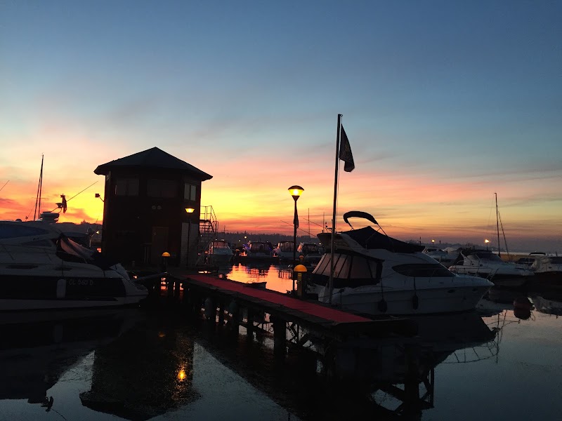 Nautica Pioppi srl - Nautica Pioppi srl Piazza Marina, 1, 37019 Peschiera del Garda VR, Italy