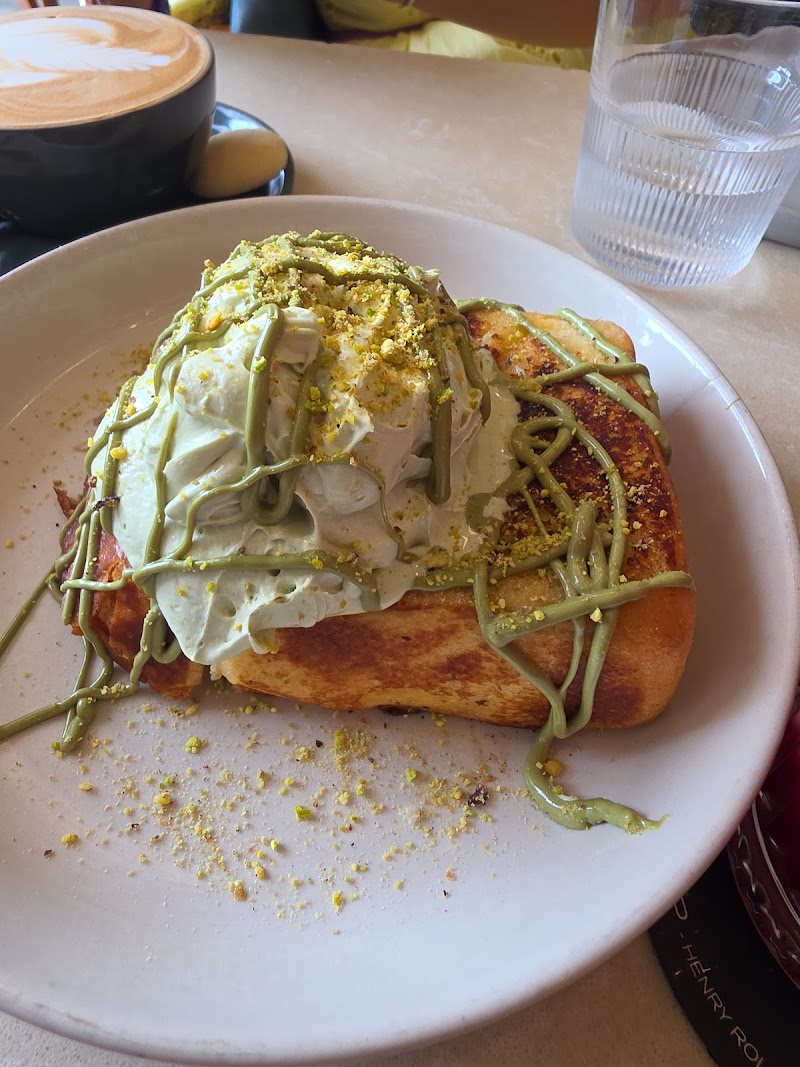 Bean Brew & Beyond. - Bean Brew & Beyond. M3M 65th Avenue, G18 R8, Sector 65, Gurugram, Haryana 122101, India
