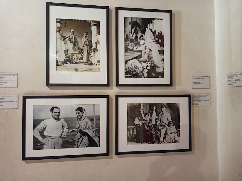 Swaraj Bhawan Museum - Swaraj Bhawan Museum FV56+X5F, Swaraj Bhawan Rd, Tagore Town, Prayagraj, Uttar Pradesh 211002, India