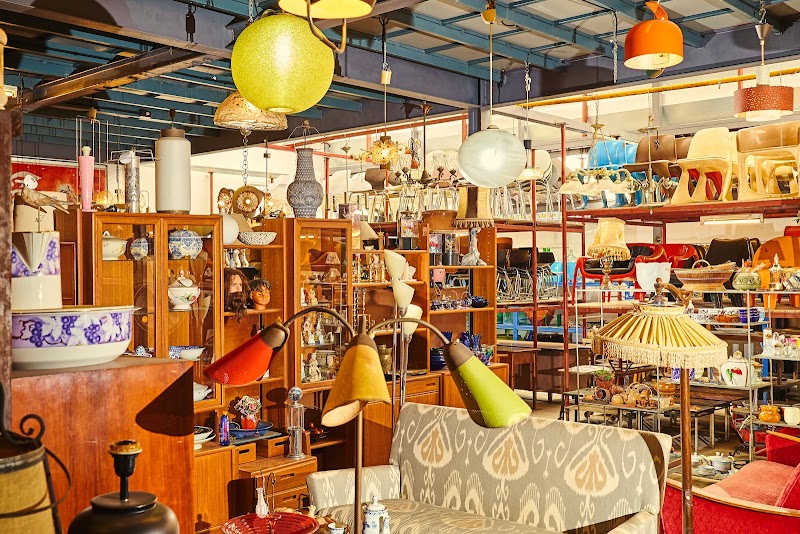 PAPAYA Studio Thailand's Largest Antique vintage store - PAPAYA Studio Thailand's Largest Antique vintage store, 405, 1 Sukhaphiban 5 Alley, Khwaeng Tha Raeng, Khet Bang Khen, Krung Thep Maha Nakhon 10220, Thailand