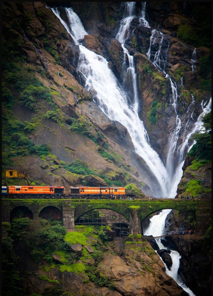 Dudhsagar Falls - Dudhsagar Falls Sonauli, Goa 403410, India