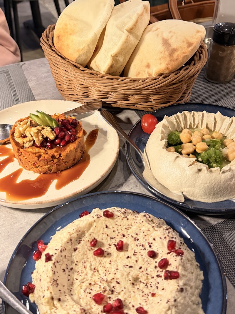 Watar Ziryab Restaurant - Watar Ziryab Restaurant Mehmet Ali 5 Pavlos Valsamakis First Floor, Larnaka 6026, Cyprus