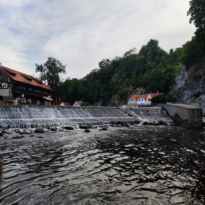 Voroplavba Radek Šťovíček - plavby na voru Český Krumlov - Voroplavba Radek Šťovíček - plavby na voru Český Krumlov, Latrán 6, 381 01 Český Krumlov-Český Krumlov 1, Czechia