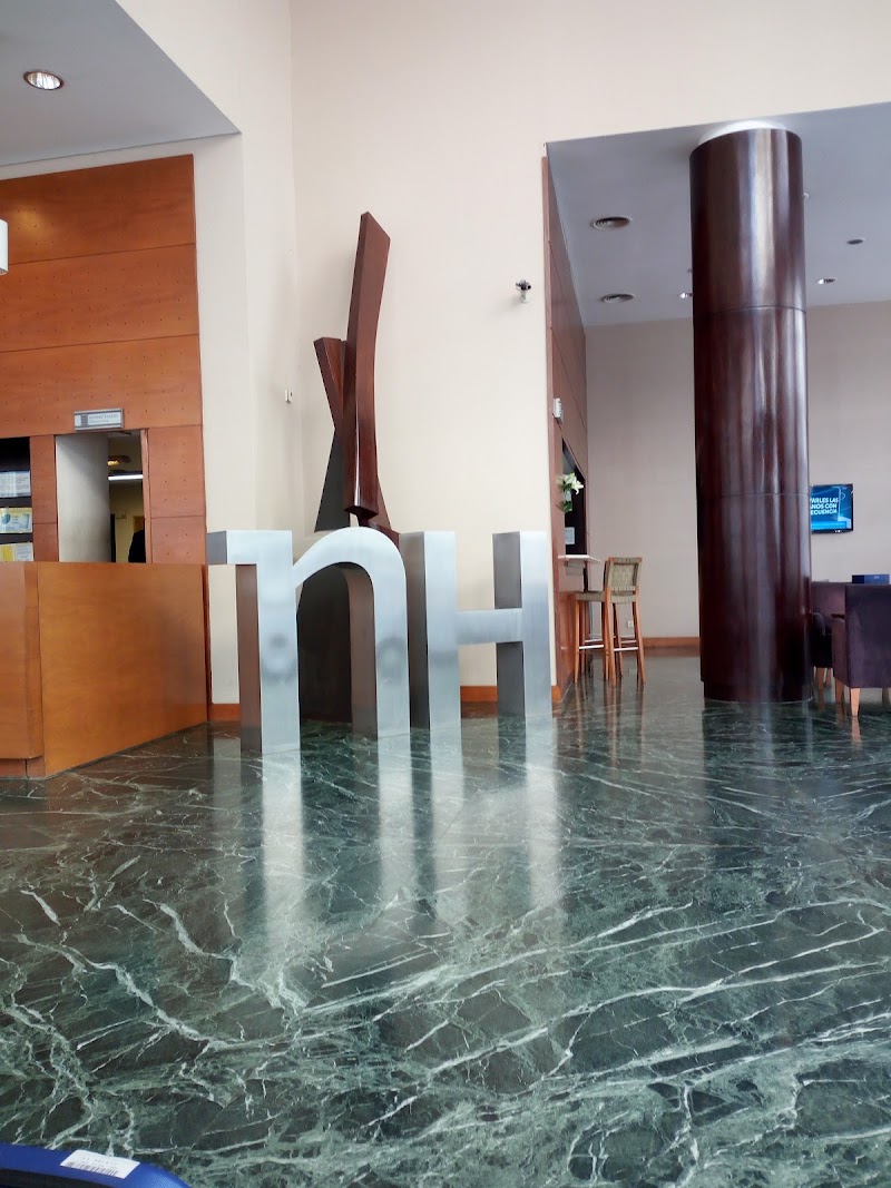 Hotel NH Buenos Aires Latino - Hotel NH Buenos Aires Latino Suipacha 309, C1008 Cdad. Autónoma de Buenos Aires, Argentina