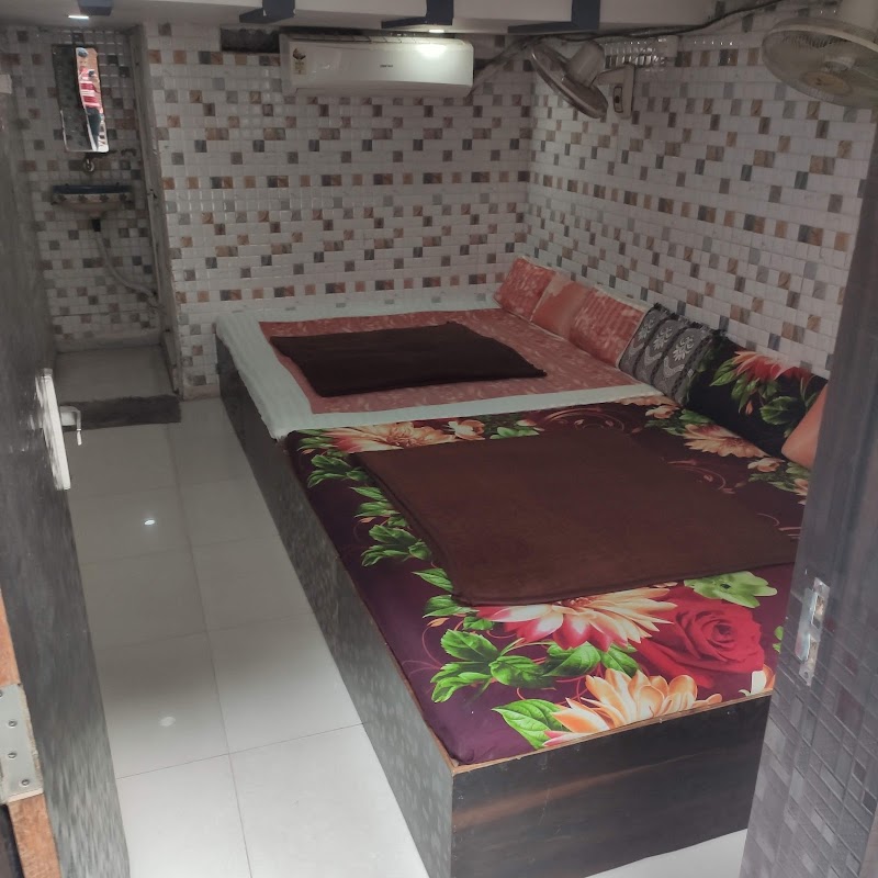 Hotel Hari Om palace - Hotel Hari Om palace Mahakal Ghati, 23/1, Choubis Khamba Marg, Jaisinghpura, Ujjain, Madhya Pradesh 456006, India