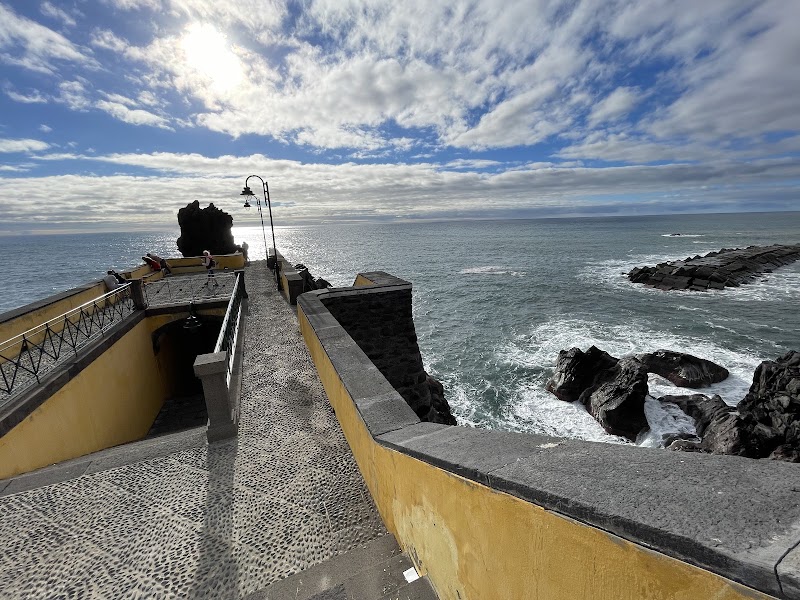 Ponta do Sol Pier - Ponta do Sol Pier, Portugal