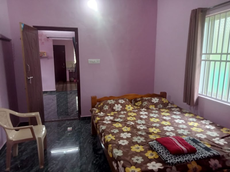 MS HOME STAY - MS HOME STAY M13°21'01.0, N 74°58, 25.3"E, near Sanvi Hollowblock Industries, Kantebettu, Kadthala, Karkala, Karnataka 574108, India