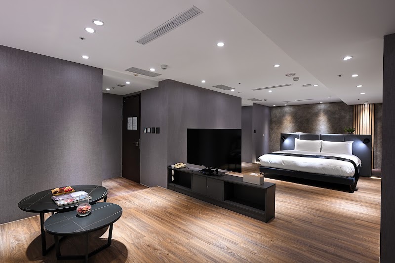 LE ROOM HOTEL 綺樂文旅-開封館 - LE ROOM HOTEL 綺樂文旅-開封館 No. 35號, Section 1, Kaifeng St, Guangfu Village, Zhongzheng District, Taipei City, Taiwan 100