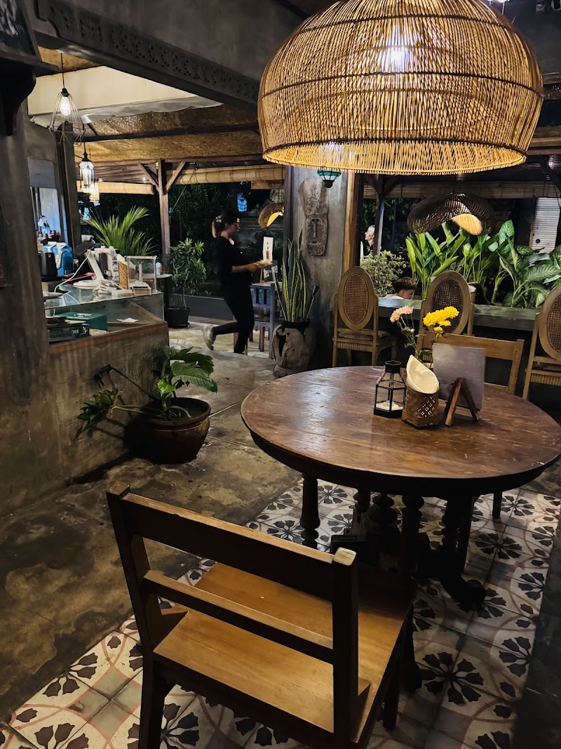 Ropana Coffee shop and Restaurant Bar - Ropana Coffee shop and Restaurant Bar, Jl. Sugriwa No.31, Ubud, Kecamatan Ubud, Kabupaten Gianyar, Bali 80571, Indonesia