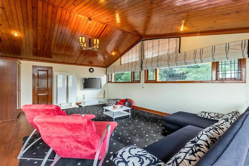 Elivaas Signature The Meadow - Elivaas Signature The Meadow, The Meadow Bienna lodge compound Dhamapur band Ayarpatta, Mallital, Nainital, Uttarakhand 263001, India
