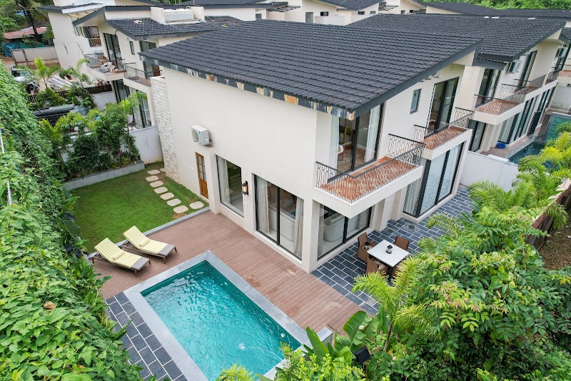 The Heliconia Bungalows