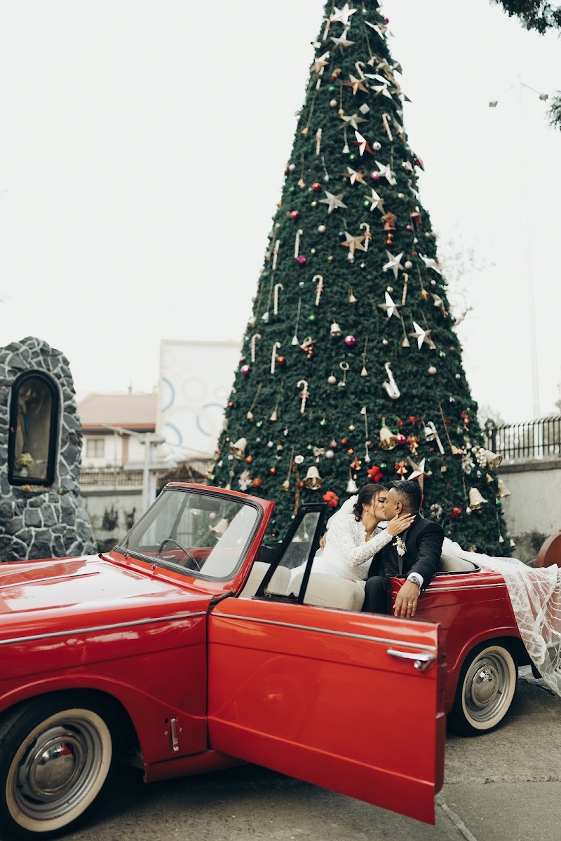 Vintage Cars On Hire - Vintage Cars On Hire Travasso Bungalow, 8, Sitladevi Temple Rd, New Girgaonkar Wadi, Mahim West, Mahim, Mumbai, Maharashtra 400016, India