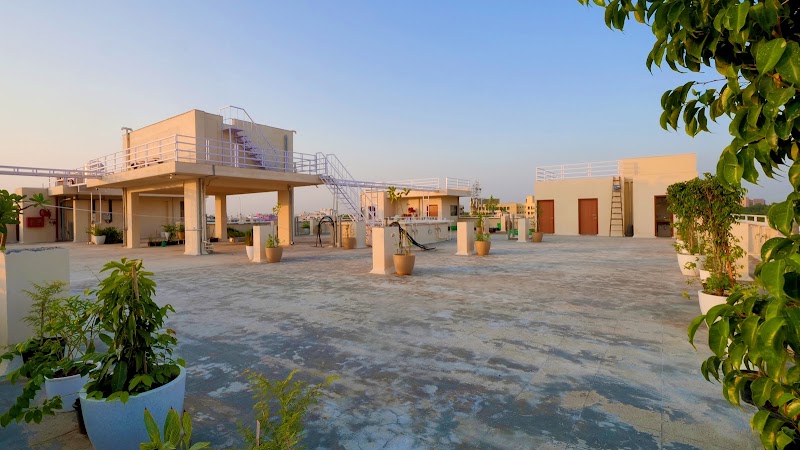 Green Leaf Residency - Green Leaf Residency 56/5, Mehrauli Rd, near SBI Main Branch, Sector 15 Part 2, Sector 14, Gurugram, Haryana 122007, India