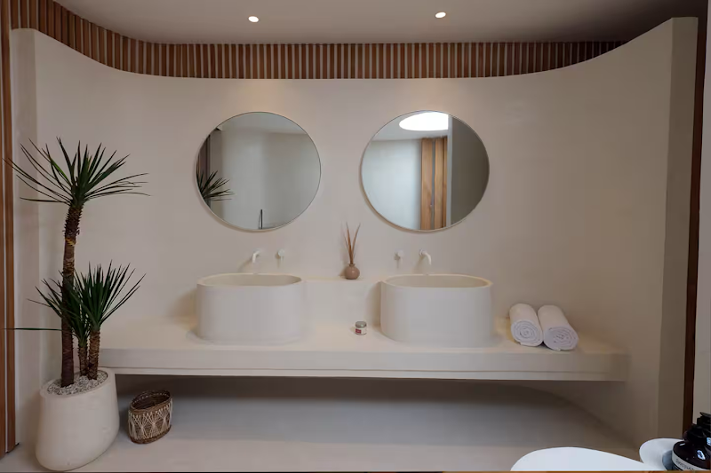 BLANQ - Beachside Dream Retreat - BLANQ - Beachside Dream Retreat, Jl. Kayu Aya No.17, Seminyak, Kec. Kuta, Kabupaten Badung, Bali 80361, Indonesia