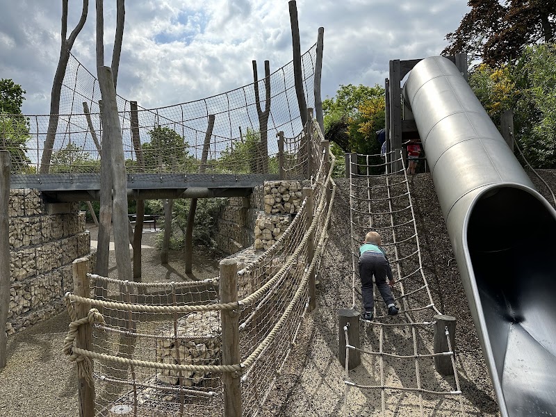 Gloucester Gate Playground - Gloucester Gate Playground, Regent's Park Terrace, London NW1 4RY, UK