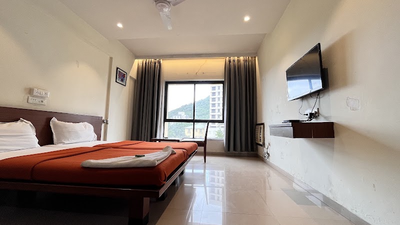 Hotel Sumanchandra Suites !! होटल सुमनचंद्र सूट !! Corporate Hotel !! Business Hotel