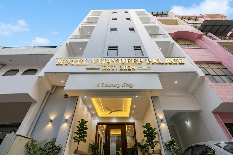 Hotel Vijaydeep Place Near Delhi Airport