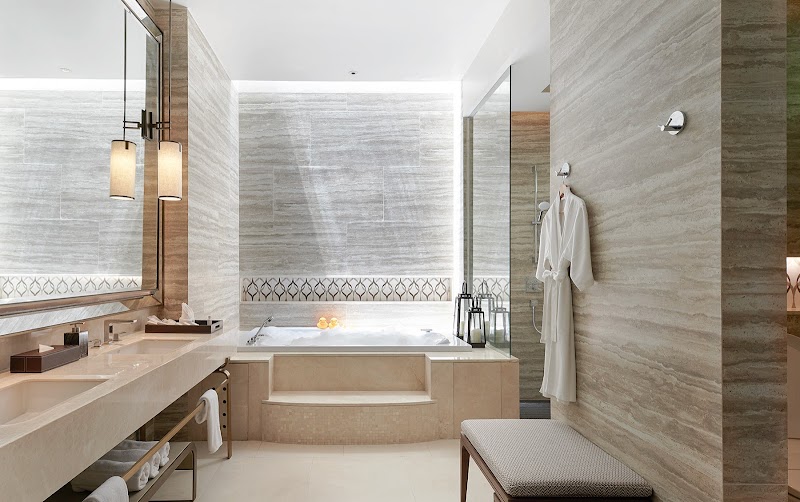 V Villas Phuket - MGallery Collection - V Villas Phuket - MGallery Collection, Moo 8 Ao, Vichit, ซอย ร่วมใจอ่าวยนต์ Cape Panwa, ตำบล วิชิต อำเภอเมืองภูเก็ต ภูเก็ต 83000, Thailand