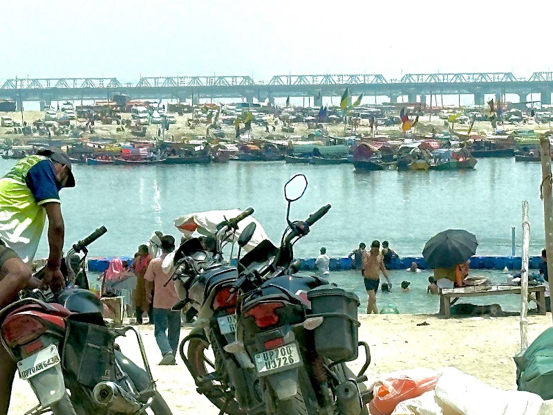 Triveni sangam - Triveni sangam Triveni Sangam, Sachcha Baba Nagar, Prayagraj, Uttar Pradesh 211008, India
