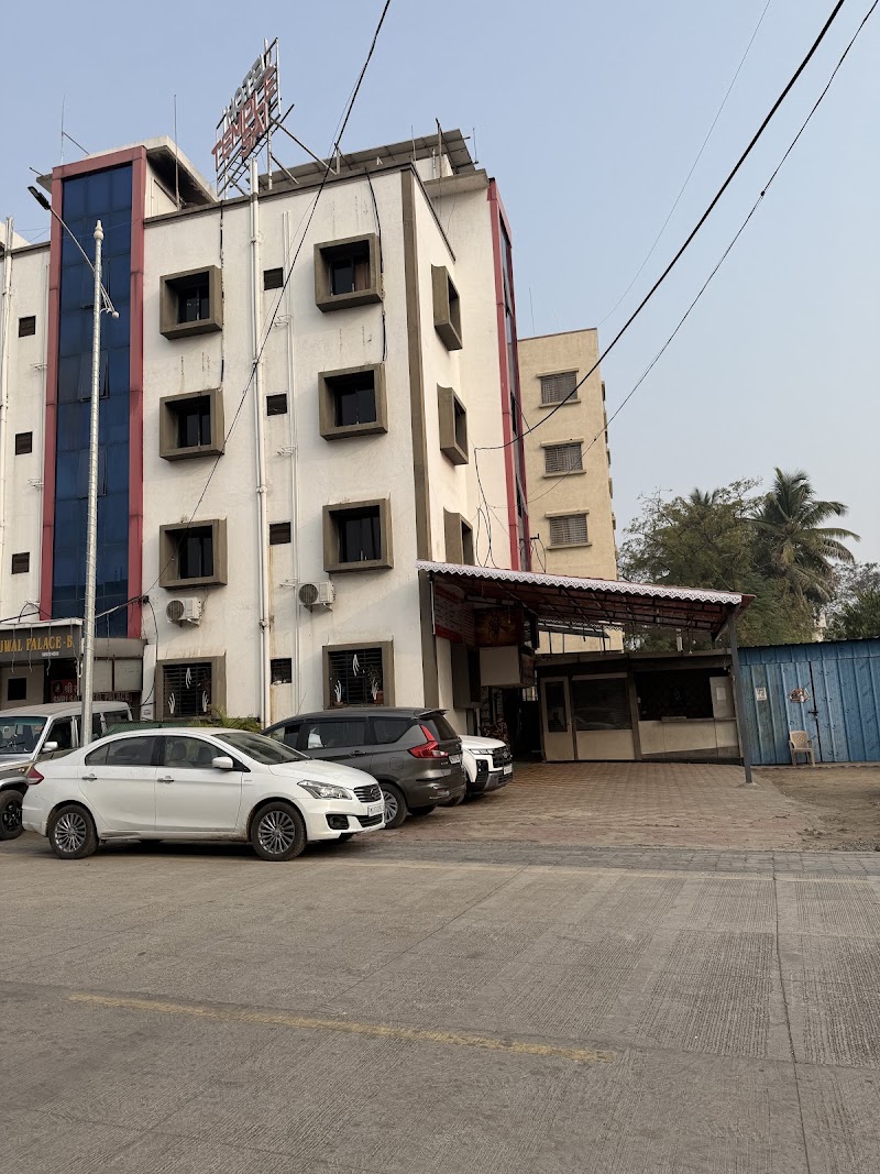 Hotel Temple Sai - Hotel Temple Sai Kalika Nagar Rd, near Sai Baba Temple, Shiv Nagar, Shirdi, Maharashtra 423109, India