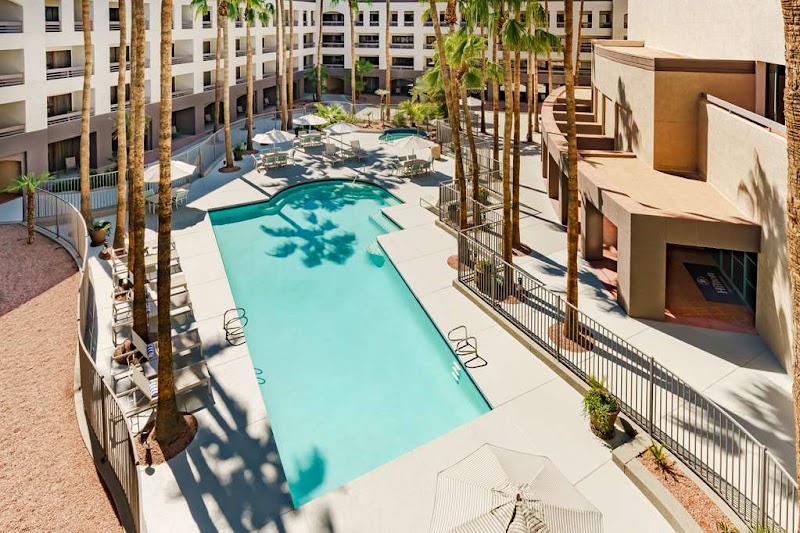 Hilton Phoenix Airport - Hilton Phoenix Airport, 2435 S 47th St, Phoenix, AZ 85034, USA