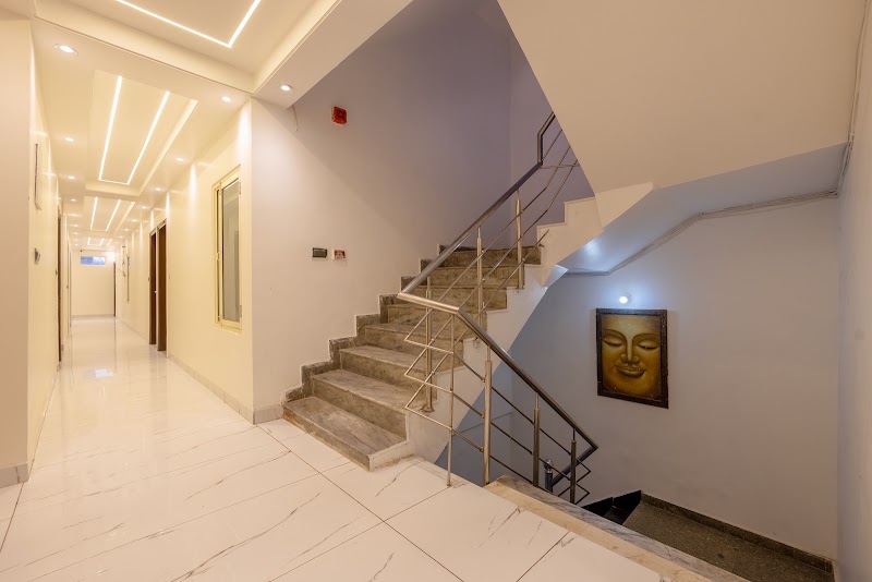 HOTEL AIRPORT INN - HOTEL AIRPORT INN A-7, Street Number 1, near IGI Airport, Block B, Mahipalpur Extension, Mahipalpur, New Delhi, Delhi 110037, India
