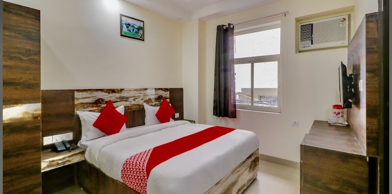 Hotel AERO INN - Hotel AERO INN 110037, Block B, Mahipalpur Village, Mahipalpur, New Delhi, Delhi 110037, India