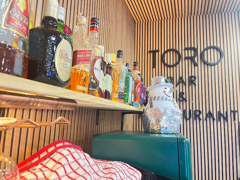 Toro bar y restaurant - Toro bar y restaurant Carrer de la Maçana, 56, 17006 Girona, Spain