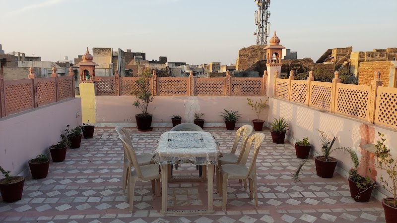 Tanisha Heritage Haweli - Tanisha Heritage Haweli, Aasaniyon Ka Chowk, near Rampuria Havelli, Joshiwara, Old Bikaner, Bikaner, Rajasthan 334001, India