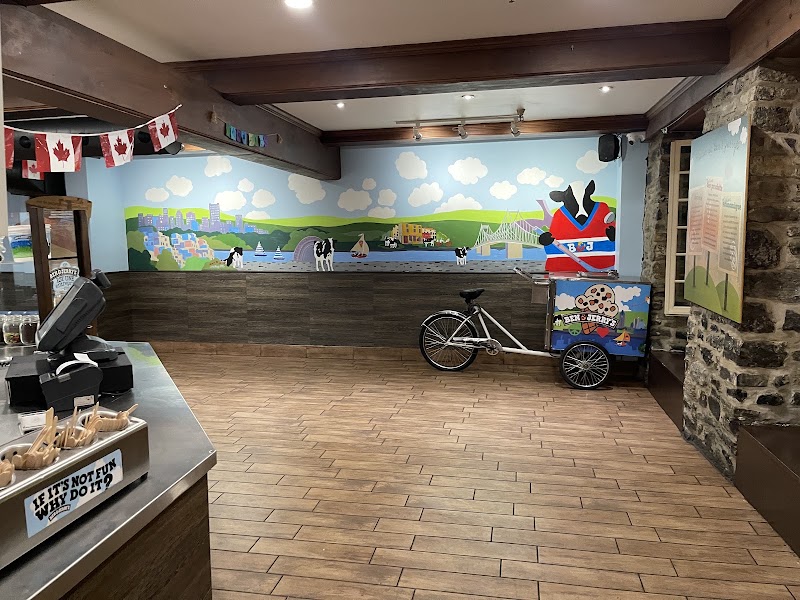 Ben & Jerry’s - Ben & Jerry’s 433 Pl. Jacques-Cartier, Montréal, QC H2Y 3B1, Canada