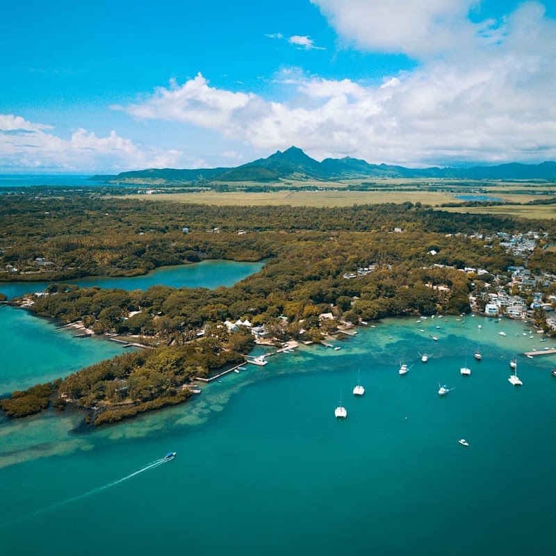 Excursion Ile aux Cerfs | Catamaran Tour | Five Islands Speed boat Tour | BEST Mauritius - Excursion Ile aux Cerfs | Catamaran Tour | Five Islands Speed boat Tour | BEST Mauritius 80 Millionaire Rd, La Pelouse MU, Trou d'Eau Douce 42207, Mauritius