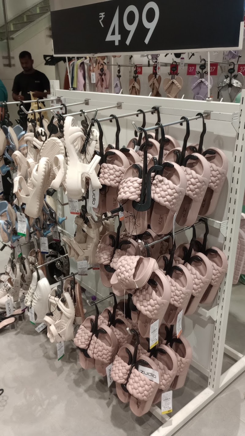 ZUDIO - Vizag (WS), Visakhapatnam - ZUDIO - Vizag (WS), Visakhapatnam, 10-50-58/1, R K Estate, Waltair Main Rd, Ram Nagar, Visakhapatnam, Andhra Pradesh 530002, India