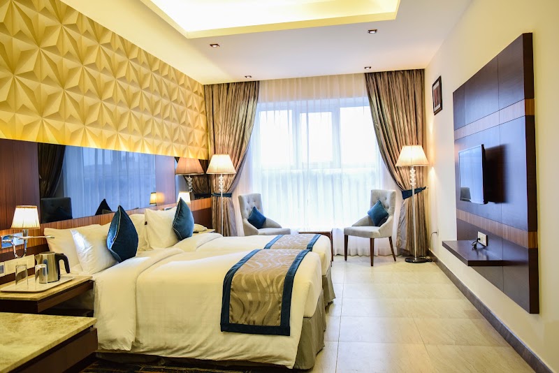 RG Royal Hotel - RG Royal Hotel, 19 near Iskcon Temple, Rajajinagar, 2G8W+5V5, 6th Cross Rd, Karnataka Layout, Ashokapuram, Yeshwanthpur Industrial Suburb, Mahalakshmi Layout, Bengaluru, Karnataka 560022, India
