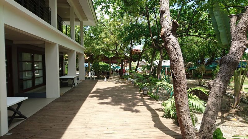 Karancho Beach House - Karancho Beach House, 7XPX+Q49, M.L. Quezon National Highway, Maribago, Lapu-Lapu, 6015 Cebu, Philippines