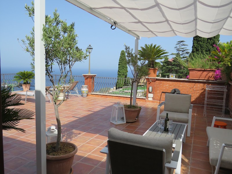 Villa Athena Taormina - Villa Athena Taormina Via Luigi Pirandello, 24, 98039 Taormina ME, Italy