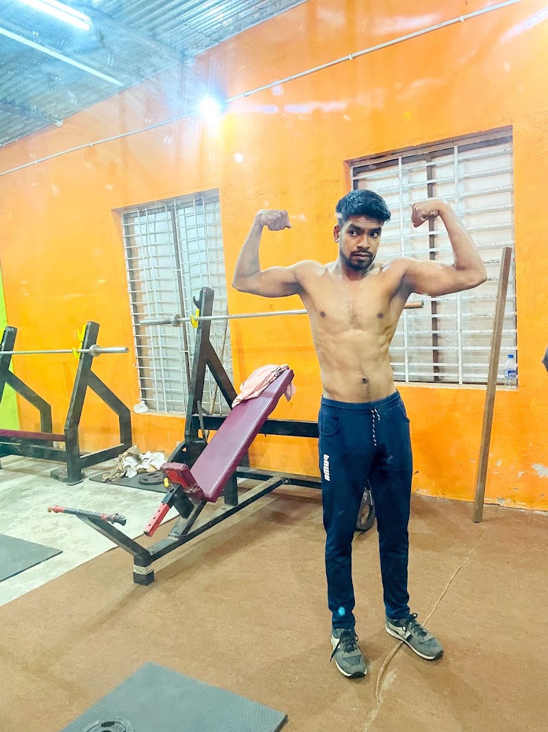 S. S FITNESS CLUB HUDCO GYM - S. S FITNESS CLUB HUDCO GYM hudco, LIG 300, Hudco Colony, MILAN CHOWK, Bhilai, Chhattisgarh 490009, India