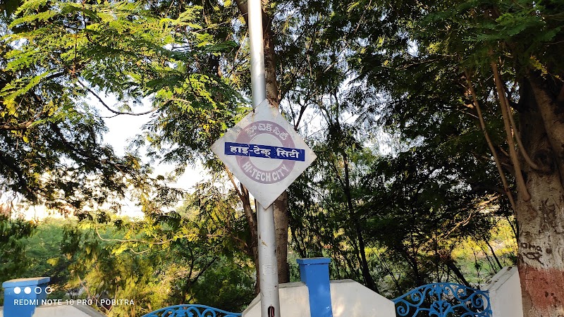 Hi-Tech City - Hi-Tech City, Hitech City station Foot Over Bridge, Izzathnagar, Hyderabad, Telangana 500072, India
