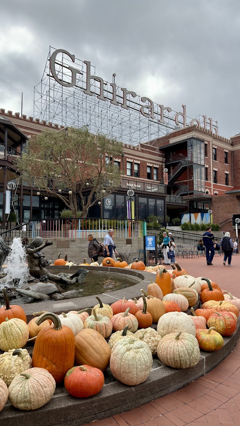 Ghirardelli Square - Ghirardelli Square, 900 North Point St E204A, San Francisco, CA 94109, USA