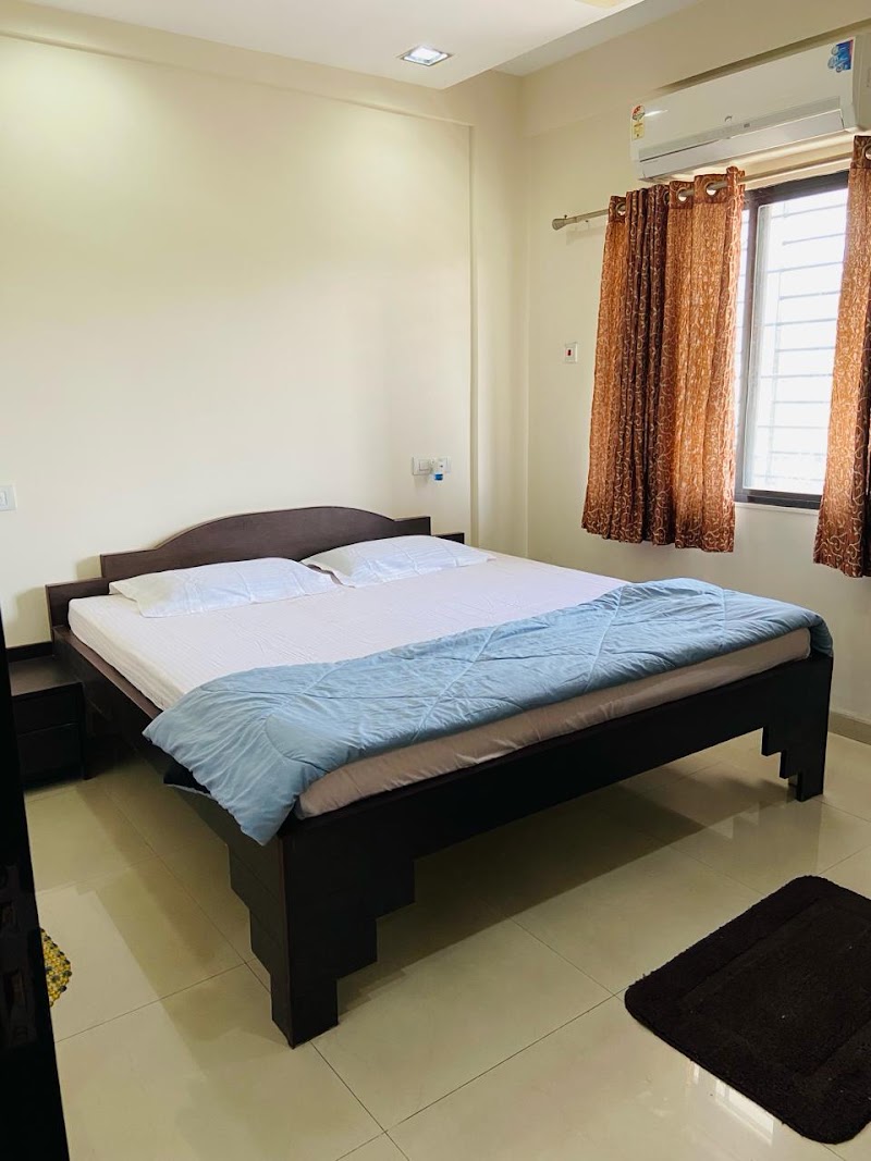 Leisure Service Apartment - Leisure Service Apartment opposite Inspire showroom, Shankar Nagar, East Shankar Nagar, Nagpur, Maharashtra 440010, India