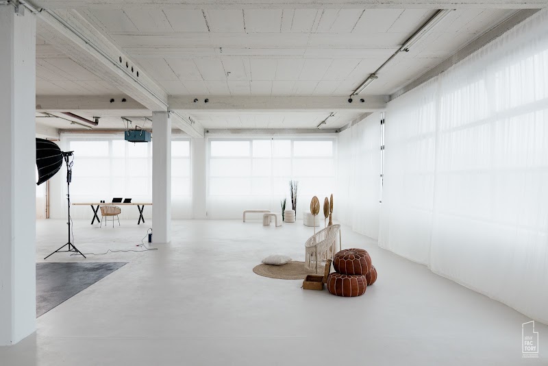 Urban Factory Köln - Loft Mietstudio - Urban Factory Köln - Loft Mietstudio Weißer Str. 147-151, 50999 Köln, Germany